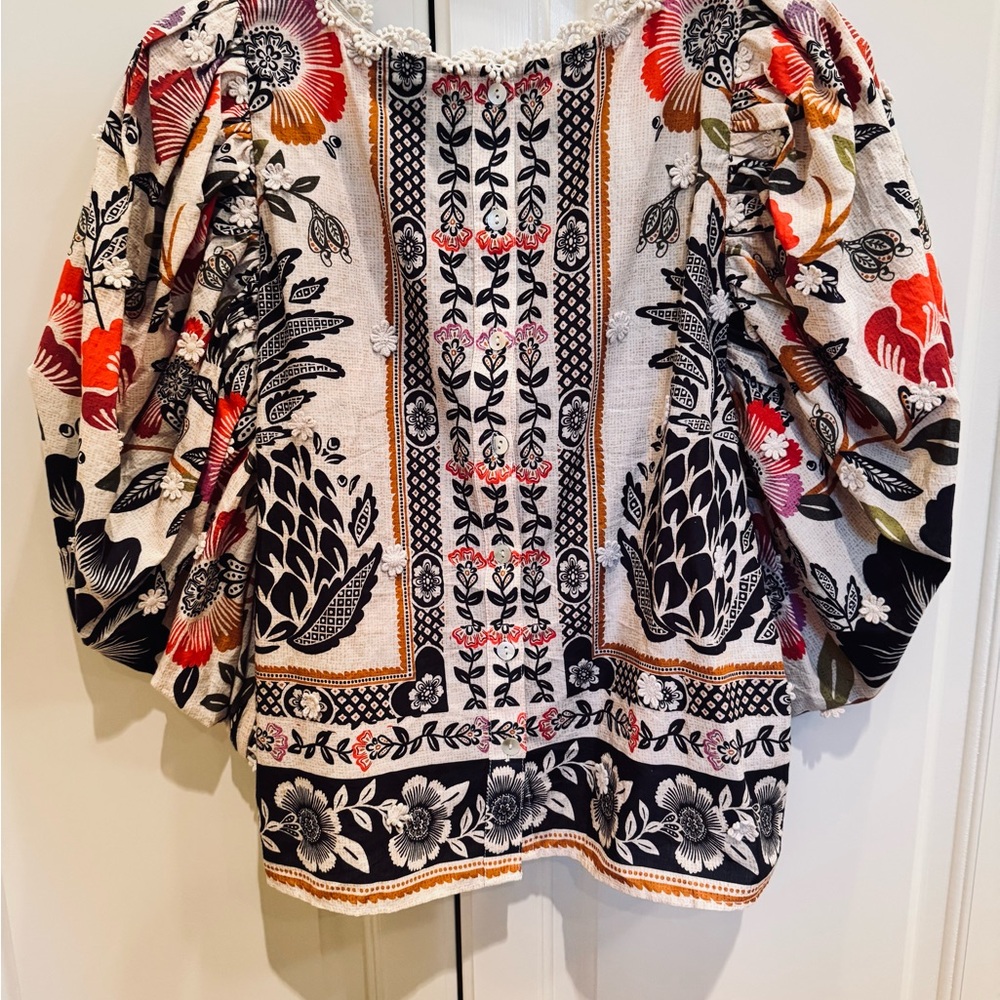 FARM Rio Multicolor Floral Blouse - Picture 2 of 2